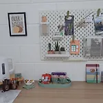 The Nest Number 2 * 罗斯莱尔