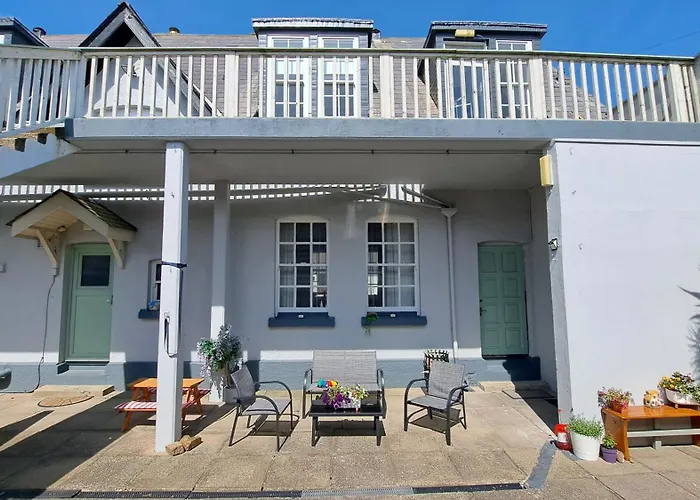 The Nest Number 2 Apartment